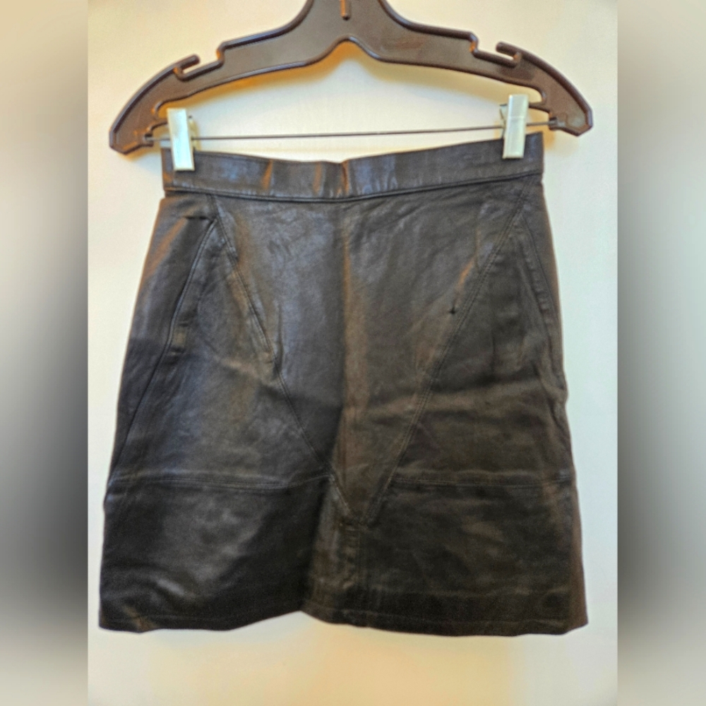 Verducci Black Leather Mini Skirt size 8